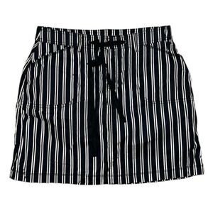 White Stag Black & White Stripe Mini Skirt(Size 2)